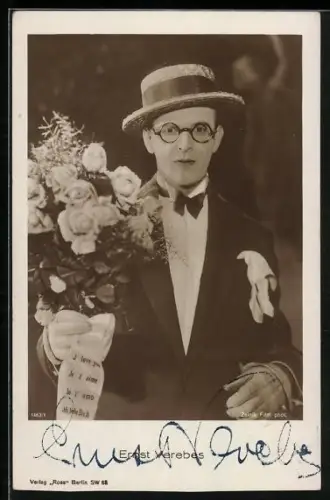 AK Erbst Verebes mit Blumenstrauss, Autograph