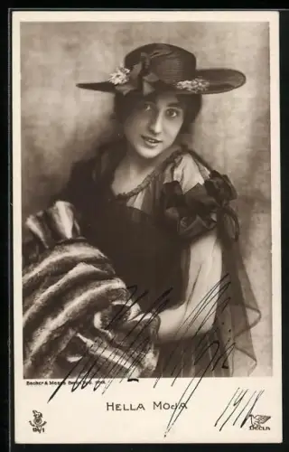 AK Hella Moda mit Pelzmantel und Hut, Autograph, 1918