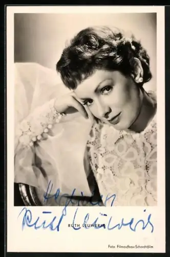 AK Ruth Leuwerik in Königliche Hoheit, Portrait, Autograph