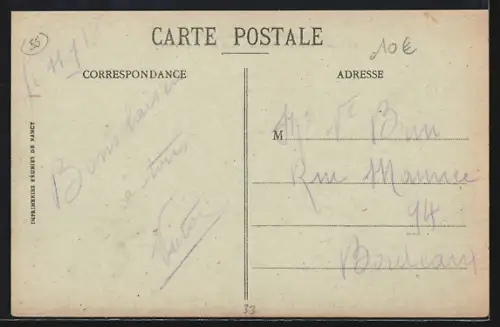 AK Revigny, Place de la Gare et Passage à niveau