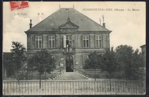AK Pierrefittes-s /-Aire, La Mairie