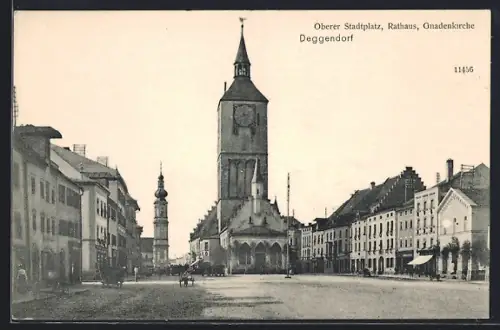 AK Deggendorf, Oberer Stadtplatz, Rathaus, Gnadenkirche