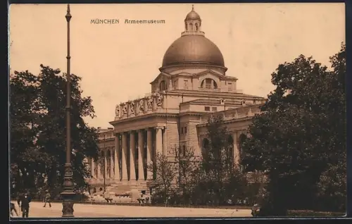 AK München, Ansicht des Armeemuseums