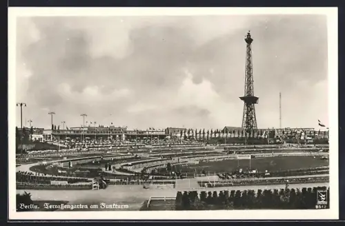 AK Berlin-Charlottenburg, Terrassengarten am Funkturm