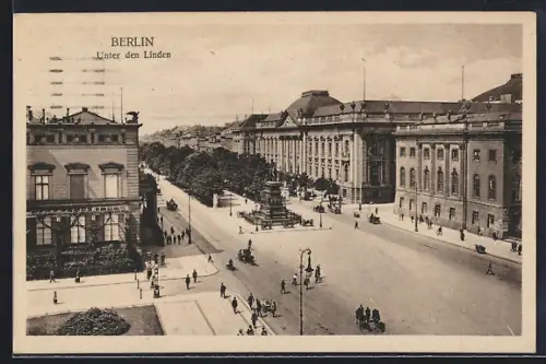 AK Berlin, Unter den Linden mit Reiterdenkmal aus der Vogelschau