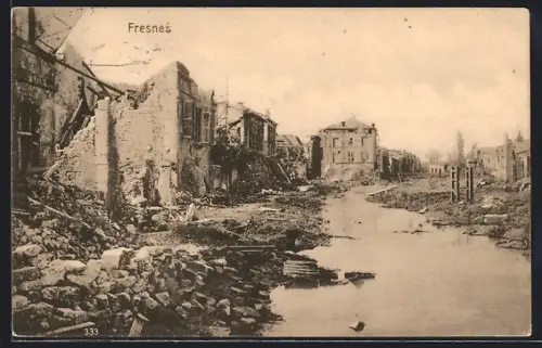AK Fresnes, Ruinen im Ort