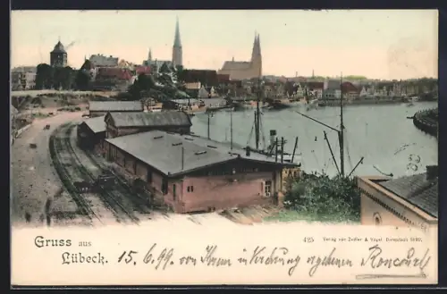 AK Lübeck, Strassenpartie mit Kirche