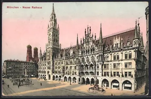 AK München, Neues Rathaus mit Fischerbrunnen und Frauenkirche