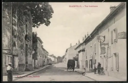AK Blainville, Vue interieure, une Rue
