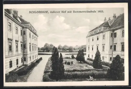 AK Wien, Schlosshof, Äusserer Hof mit Sommerreitschule 1925