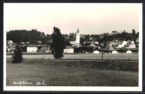 AK Ansfelden /Ob. Ö., Teilansicht mit Kirche