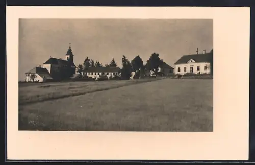 AK Kirchschlag bei Linz, Ortspartie mit Kirche