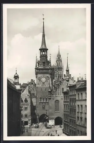AK München, Altes Rathaus vom Tal gesehen