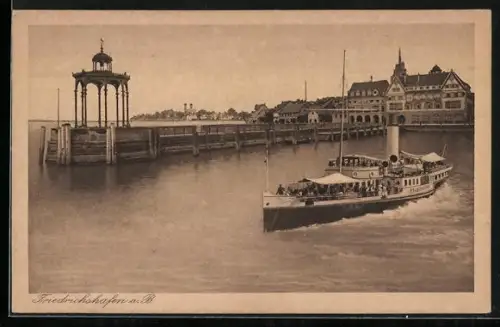 AK Friedrichshafen a. B., Hafen, Dampfschiff Friedrichshafen, Hafenpavillon, Bodensee