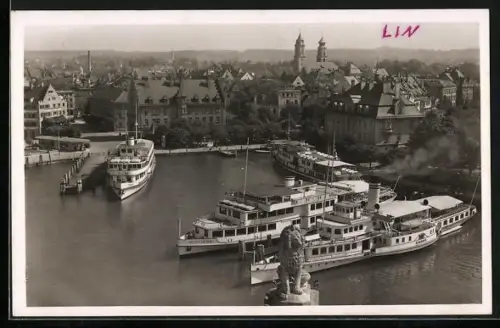 AK Lindau i. B., Hafenpartie mit Bodenseedampfern Allgäu, Deutschland und Bavaria