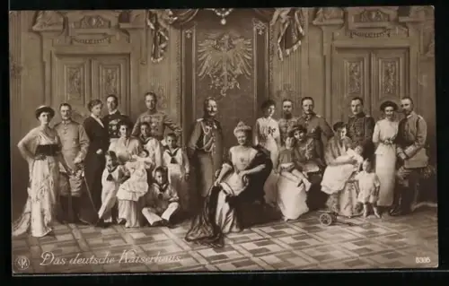 AK Aufnahme des deutschen Kaiserhauses von Preussen