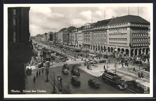 AK Berlin, vor dem Haus der Schweiz