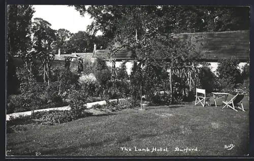 AK Burford, The Lamb Hotel