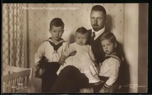 AK Prinz Oskar von Preussen mit Kindern