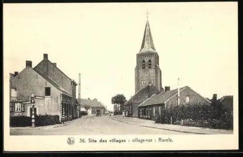 AK Ravels, Village-Rue avec l`Eglise