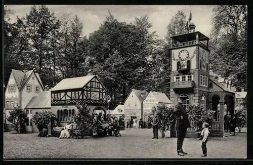 AK Berlin-Niederschönhausen, Luna-Park, Märchenstadt Liliput mit Besuchern und Kleinwüchsigen