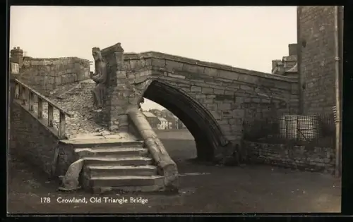 AK Crowland, Old Triangle Bridge