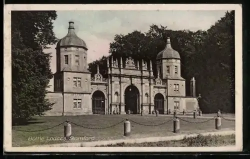 AK Stamford, Bottle Lodges