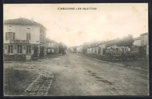 AK L`Argonne-les-Islettes, Blick in eine Strasse