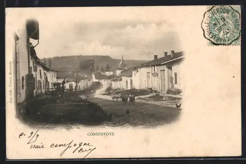 AK Consenvoye, Rue principale avec vue sur les collines et animaux ????urant