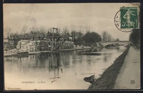AK Commercy, Le Port et le pont sur le canal