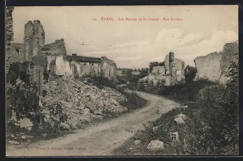 AK Étain, Les Ruines de la Guerre, Rue Lavaux