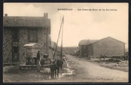 AK Avocourt, La Grande-Rue et la fontaine