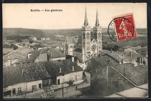 AK Euville, Vue générale sur l`église et le village environnant