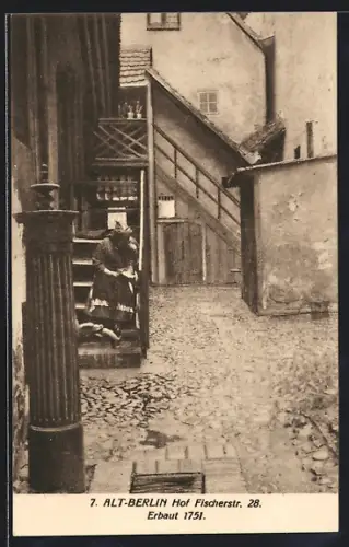 AK Alt-Berlin, Hof in der Fischerstrasse 28