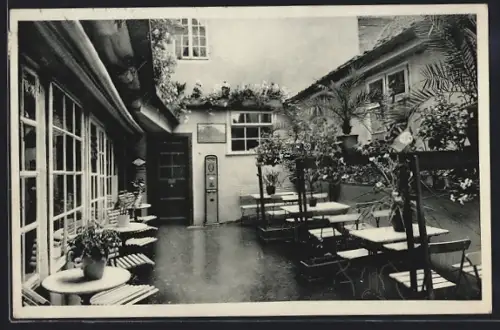 AK Celle, Kaffee und Speisekonditorei Alex Talamini, Innenansicht vom Hof, -Fahne