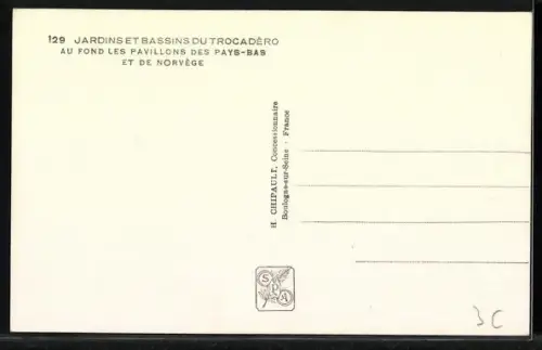 AK Paris, Exposition internationale 1937, Jardins et Bassins du Trocadero au faond, les Pavillon des Pays-Bas