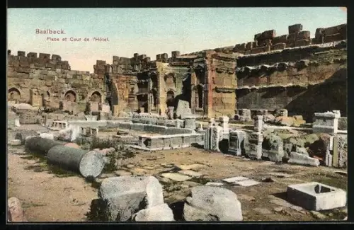 AK Baalbek, Place et Cour de l`Hôtel