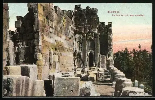 AK Baalbek / Baalbeck, La tour du coin des propylées