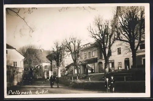 AK Gallspach /O.-Öst., Strassenpartie mit Geschäft