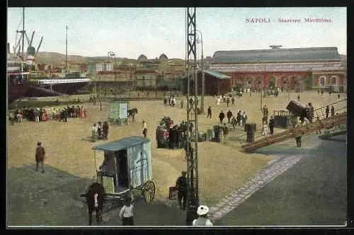 AK Napoli, Stazione Marittima, belebte Hafenpartie