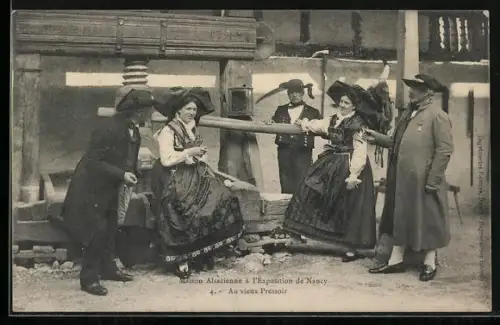 AK Nancy, Exposition, Maisons Alsaciennes, Au vieux Pressoir