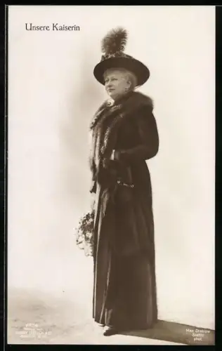 AK Kaiserin Auguste Victoria Königin von Preussen mit Hut