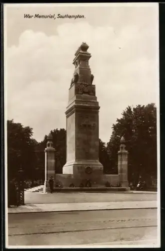 AK Southampton, War Memorial