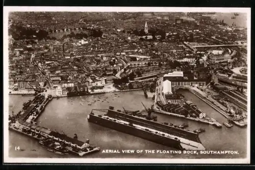 AK Southampton, Aerial View of the Floating Dock