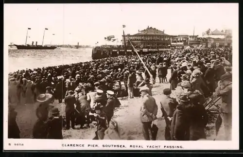 AK Southsea, Clarence Pier, Royal Yacht Passing