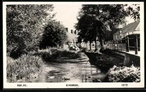 AK Ringwood, Stream under a bridge