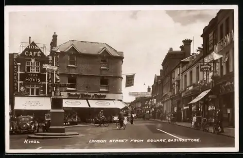AK Basingstone, London Street From Square