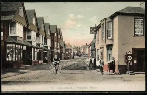 AK Lyndhurst, The Stag Inn on High Street