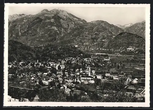 AK Losone, Totalansicht mit Bergpanorama aus der Vogelschau