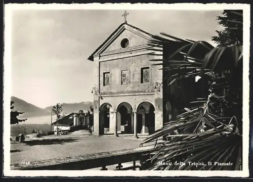 AK Monti della Trinitá, Il Piazzale